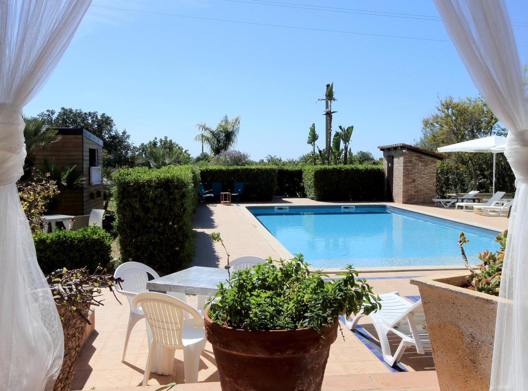 B&B Il Mandorleto 아볼라 외부 사진