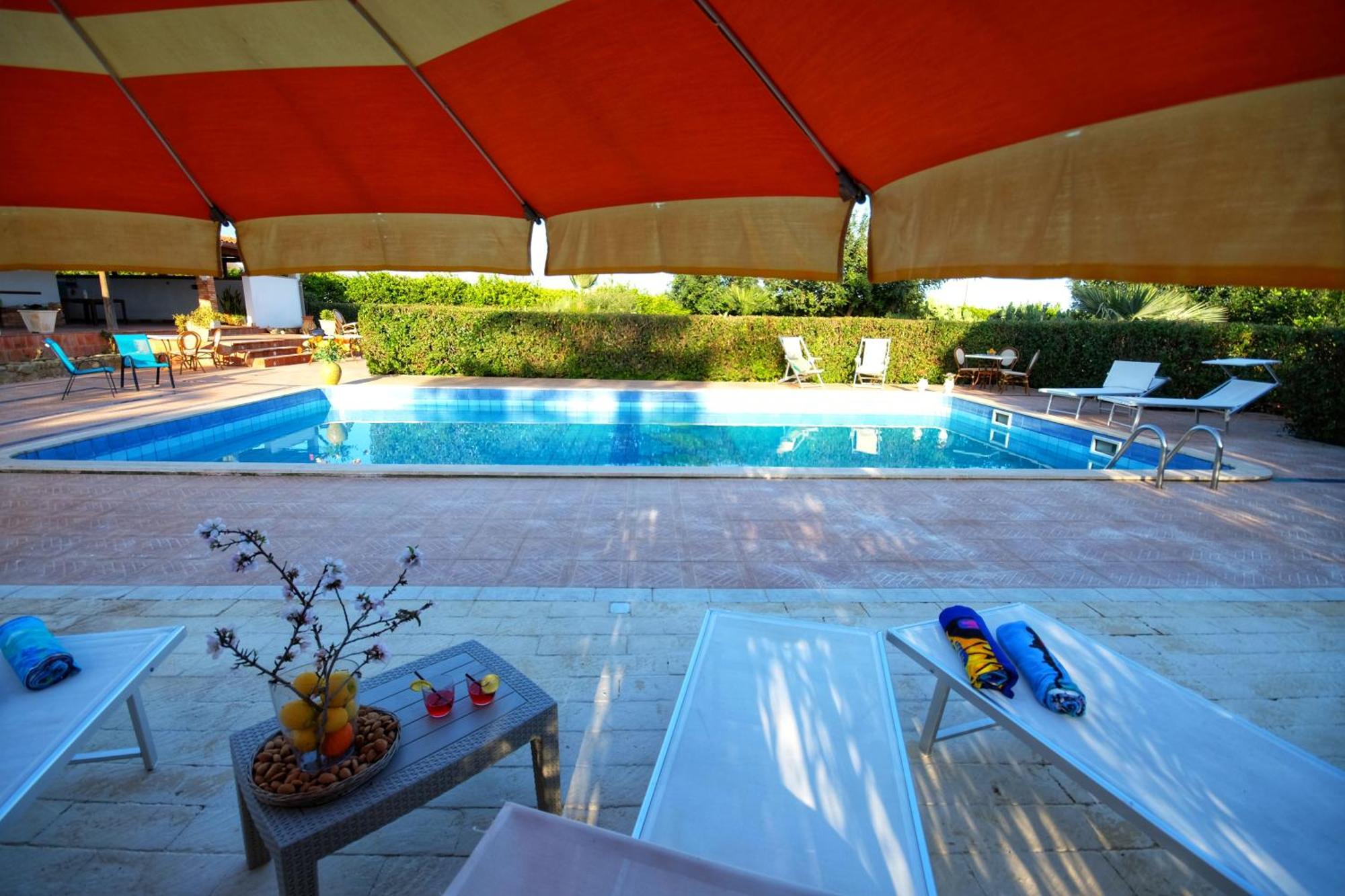 B&B Il Mandorleto 아볼라 외부 사진