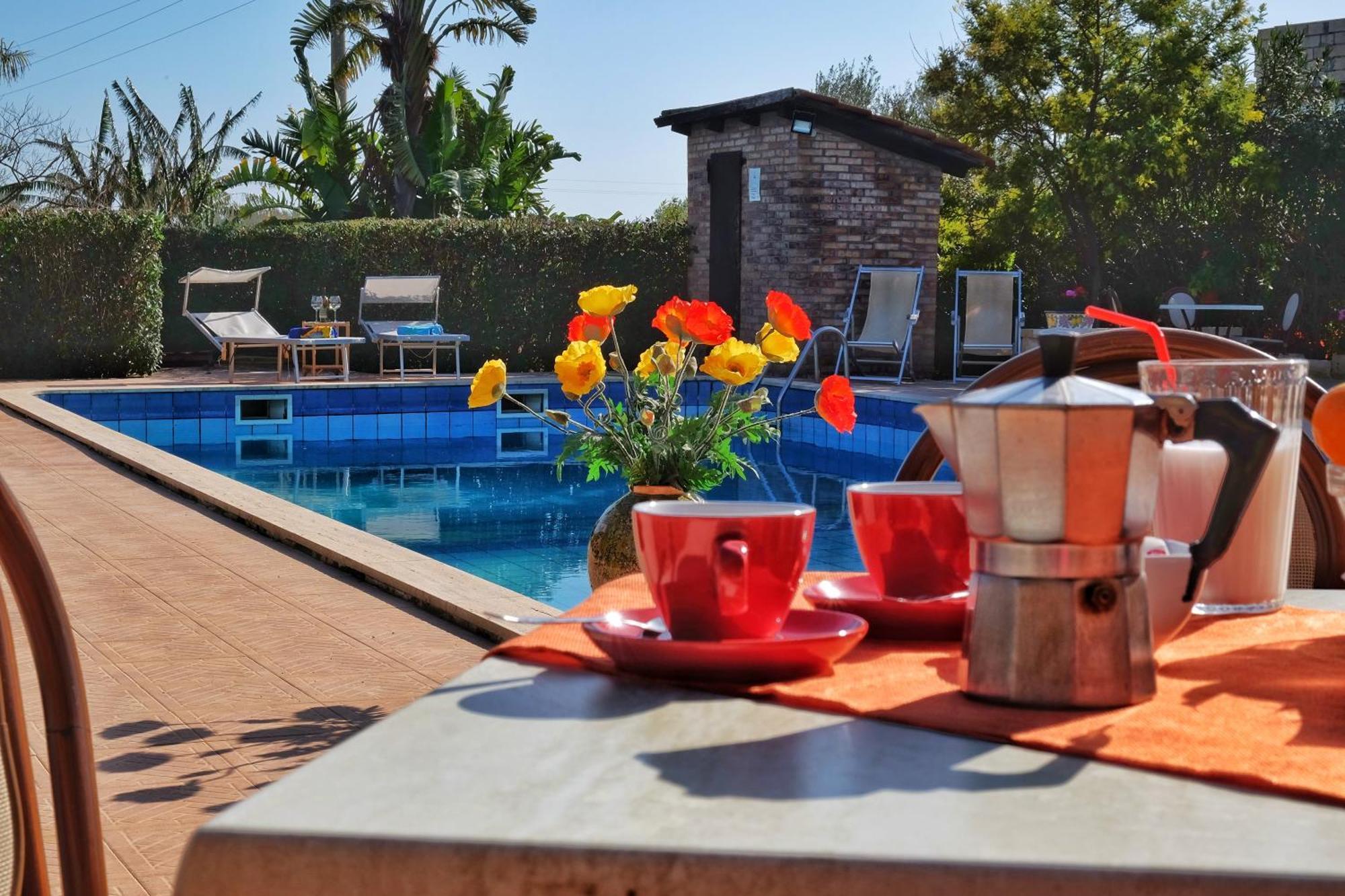 B&B Il Mandorleto 아볼라 외부 사진